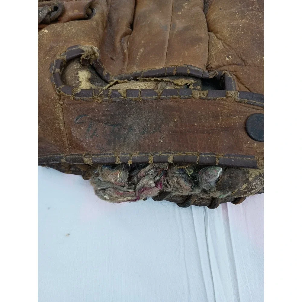 Vintage Baseball Glove Mid Century 1950's